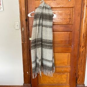 Free People Chunky Scarf